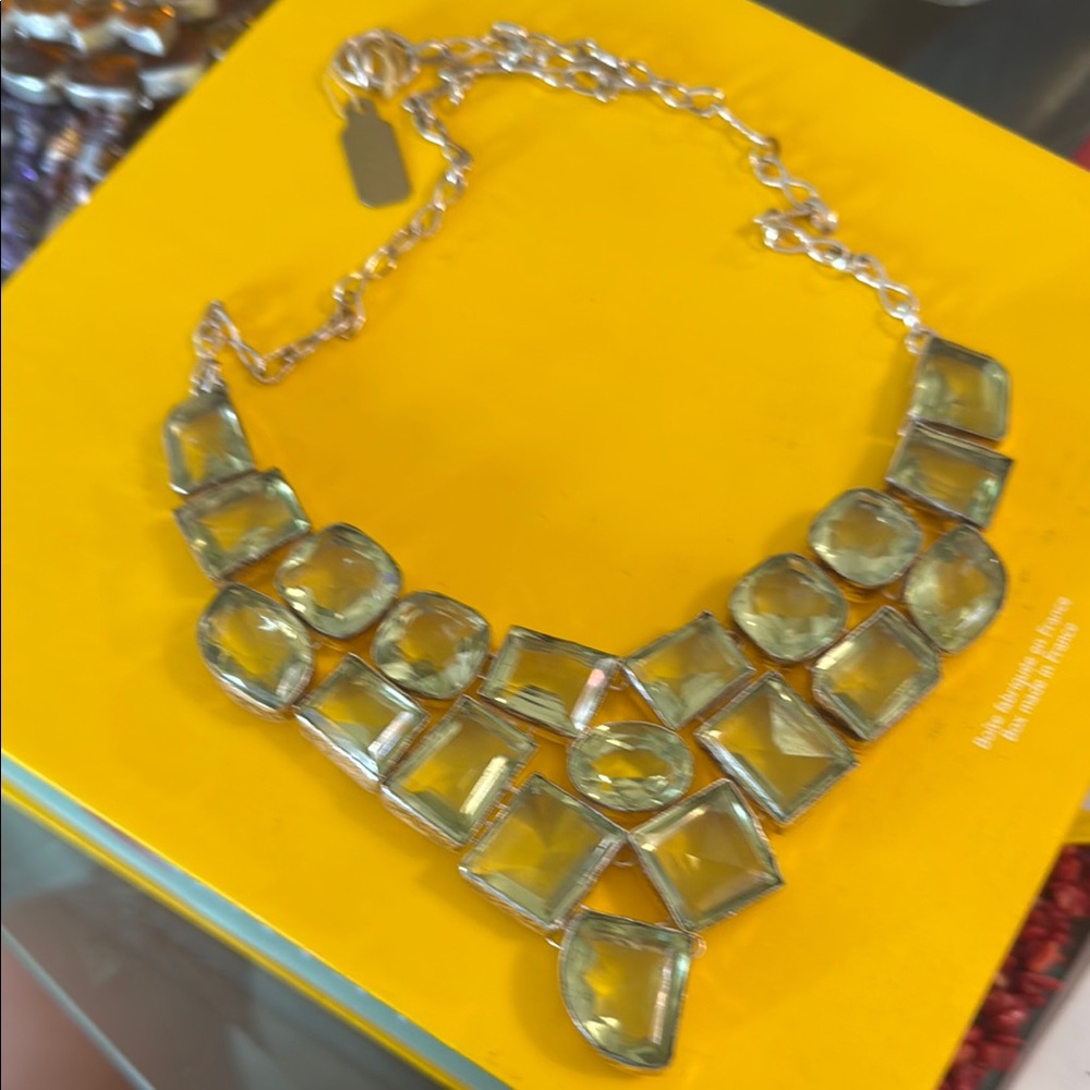 Elegant Gold-Toned Statement Necklace